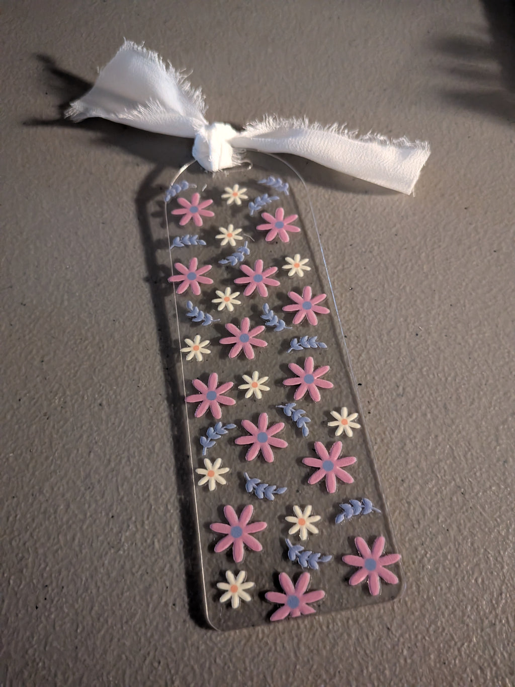 🔥NEW!🔥 Floral acrylic bookmarks with tassel