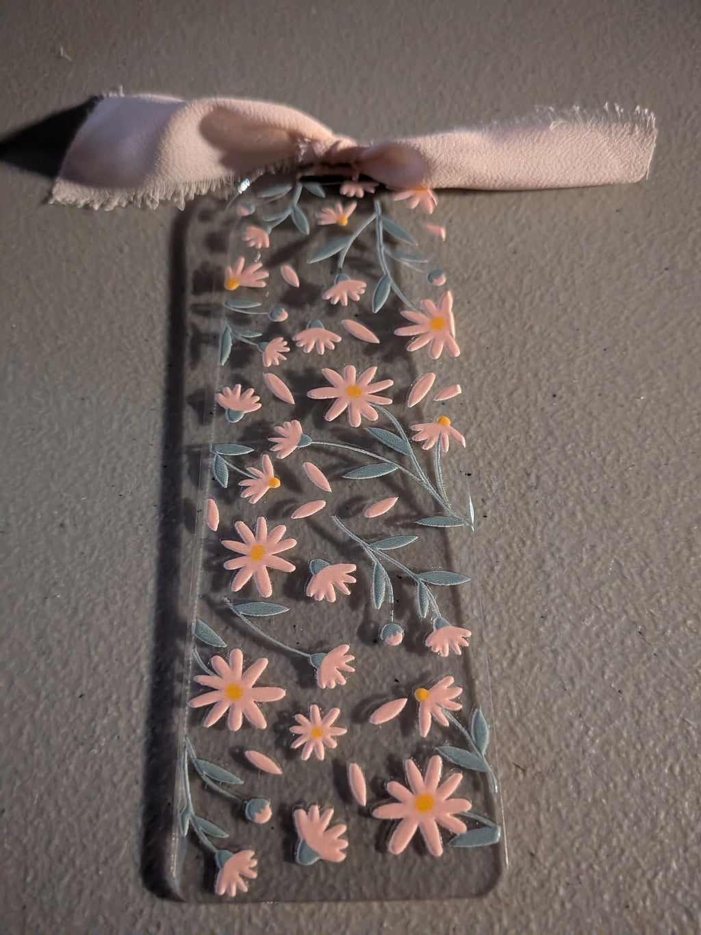 🔥NEW!🔥 Floral acrylic bookmarks with tassel
